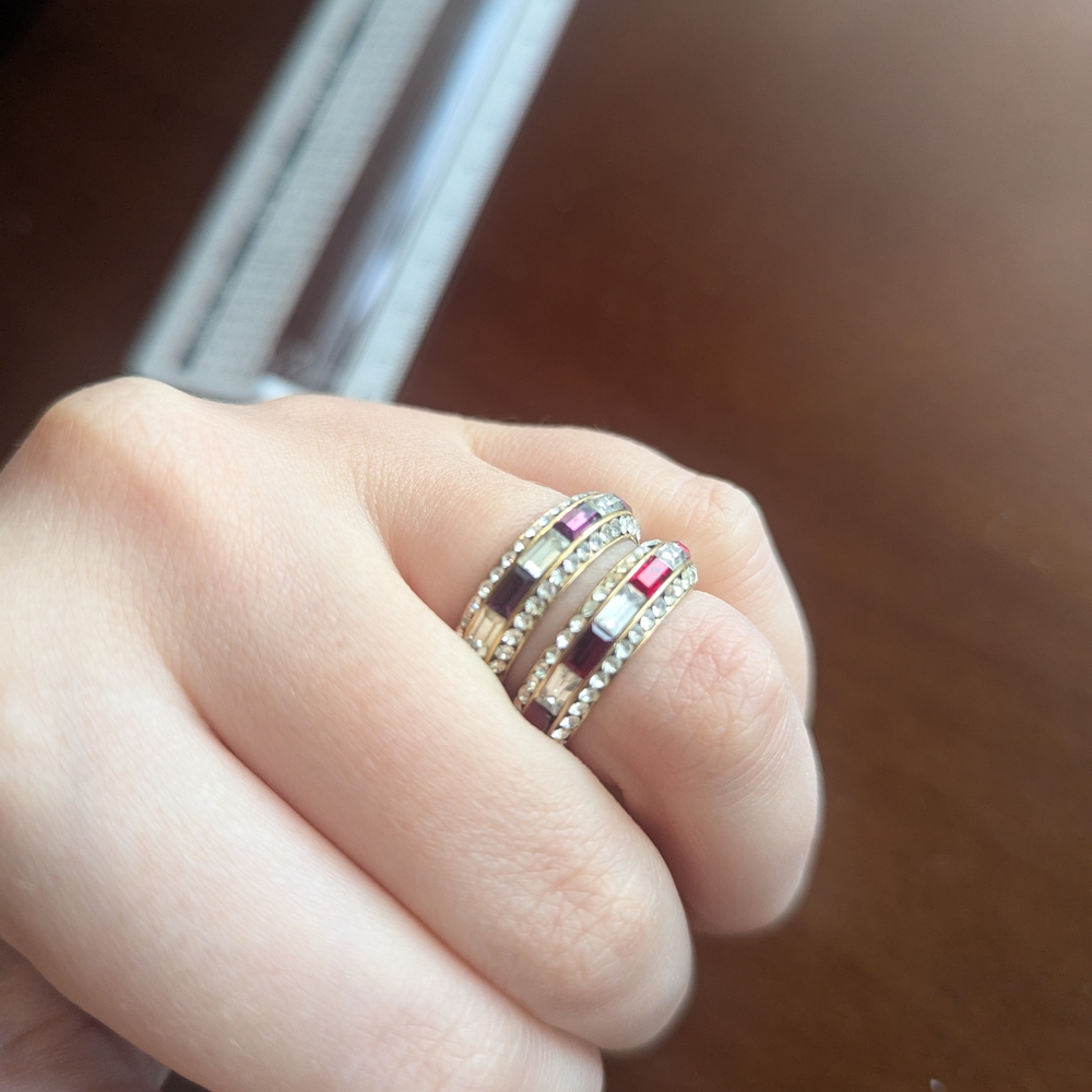 Vegas! Set Of Checkered Rhinestone Rings - Picture 2 of 4